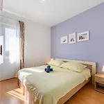 Apartman More Apartment *