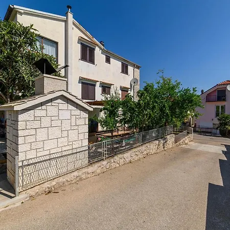 דירה Apartman More *