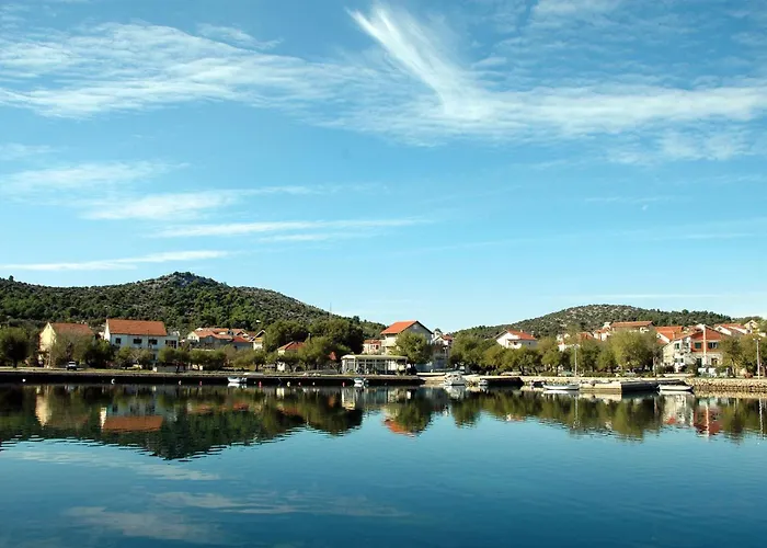 Apartman More شقة *